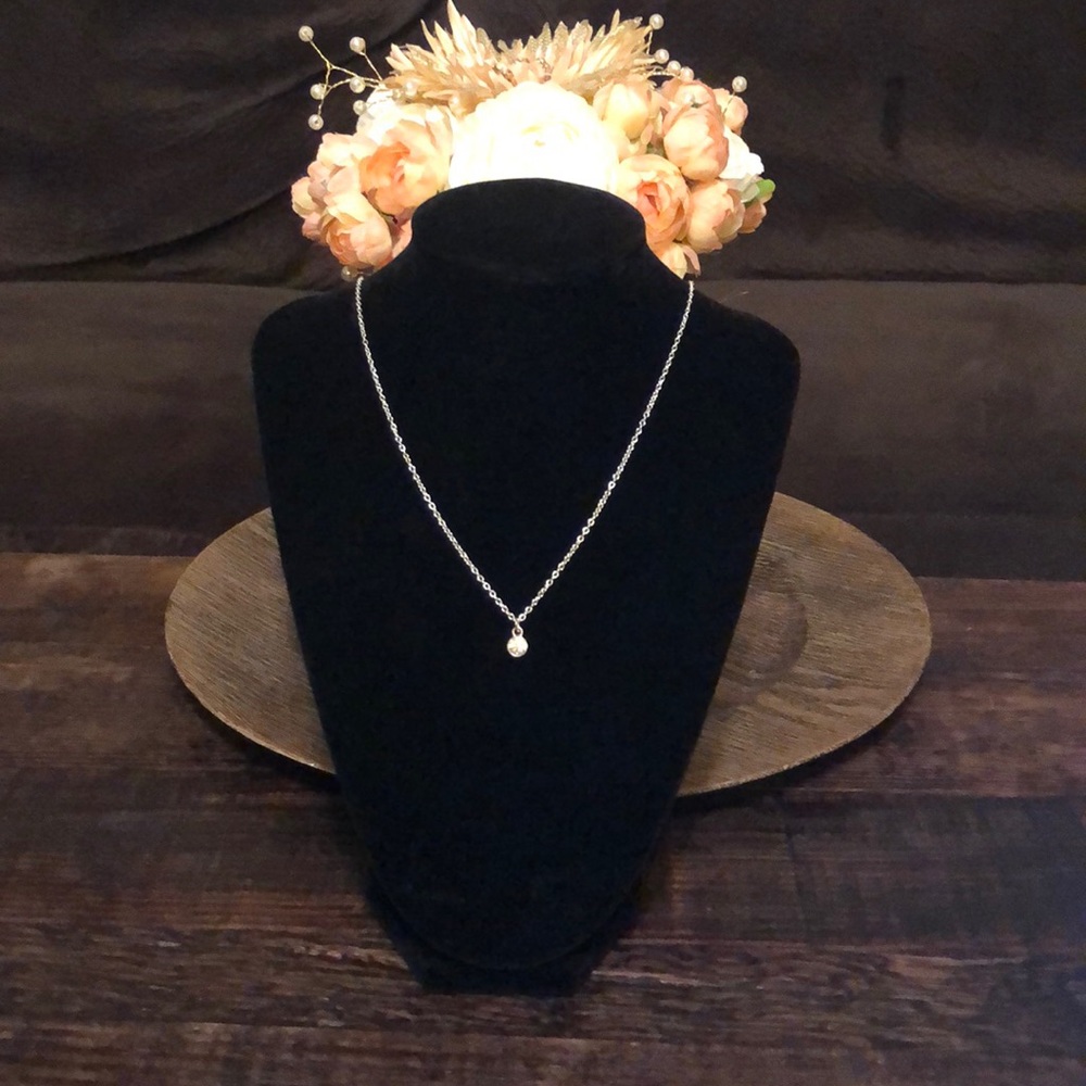 Clear Round Crystal Necklace